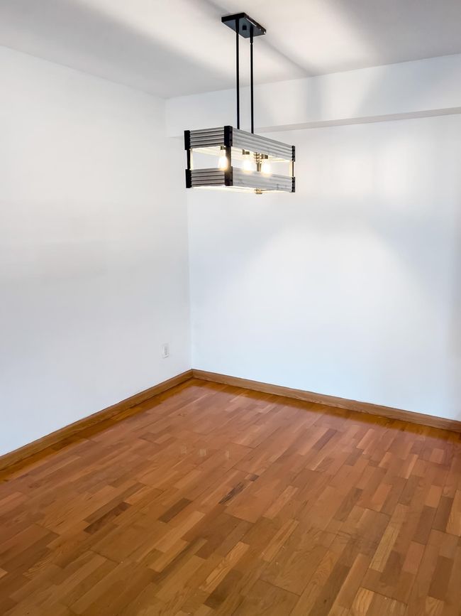 5440 Three Points Blvd Dining Room | Image 8
