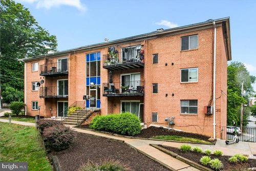 8-3408 25th St S, ARLINGTON, VA, 22206-2450 | Card Image