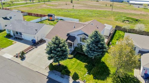 730 E Kathy Lee Ave, Medical Lake, WA, 99022-9210 | Card Image