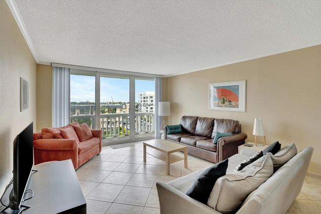 APT-511 - 3570 S Ocean Blvd, Condo with 1 bedrooms, 2 bathrooms and null parking in South Palm Beach FL | Image 12