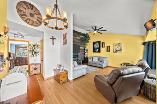 1104 Reef Court, Roseville, CA, 95661 | Card Image