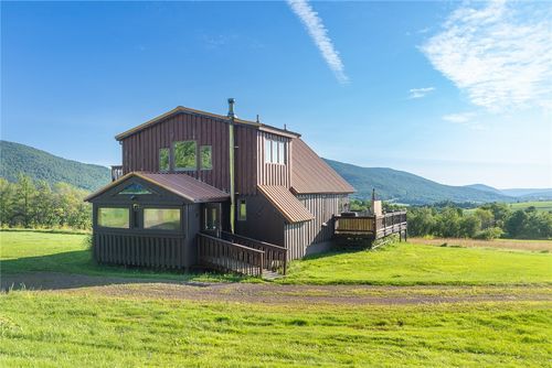 54 Doc Stark Ln, Stamford, NY, 12167 | Card Image