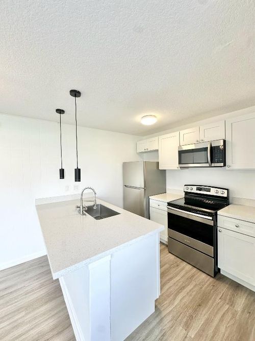 apt-1-727 W Tiffany Dr, Mangonia Park, FL, 33407-3317 | Card Image