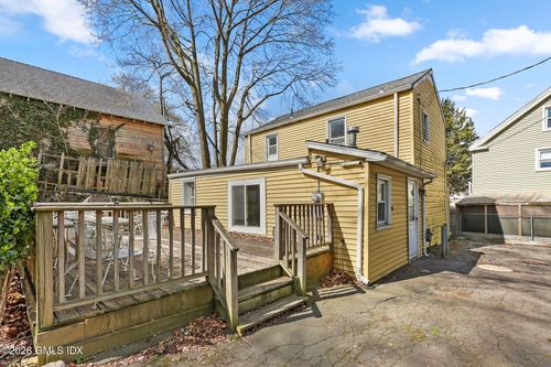 15 Henry St, Greenwich, CT, 06830-5809 | Card Image