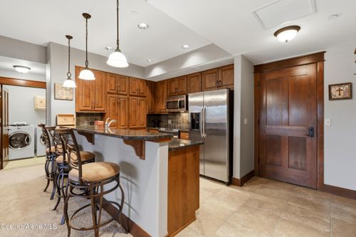 215-2051 N Main St, Coeur D Alene, ID, 83814-5486 | Card Image