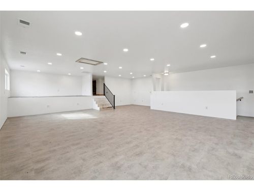 318 Lilac Dr, Lochbuie, CO, 80603-5704 | Card Image