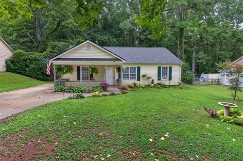 129 Whispering Pine Ln Ne, White, GA, 30184-2700 | Card Image