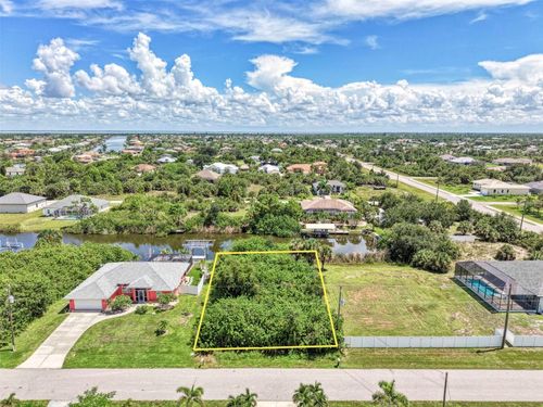 9302 Melody Cir, PORT CHARLOTTE, FL, 33981-3103 | Card Image