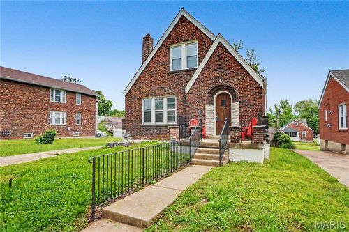 6933 Melrose Ave, Saint Louis, MO, 63130-1909 | Card Image
