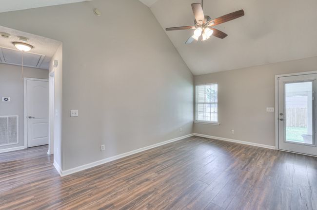 212 Towbridge Dr, House other with 3 bedrooms, 2 bathrooms and 2 parking in Murfreesboro TN | Image 12