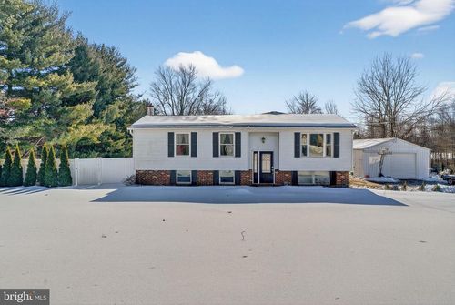 540 Martins Corner Rd, COATESVILLE, PA, 19320-1056 | Card Image