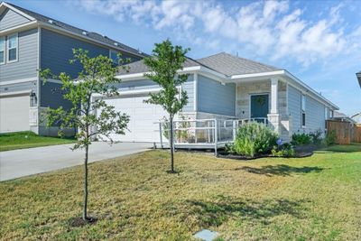 612 Barbary Coast Road, House other with 4 bedrooms, 2 bathrooms and 4 parking in Jarrell TX | Image 2