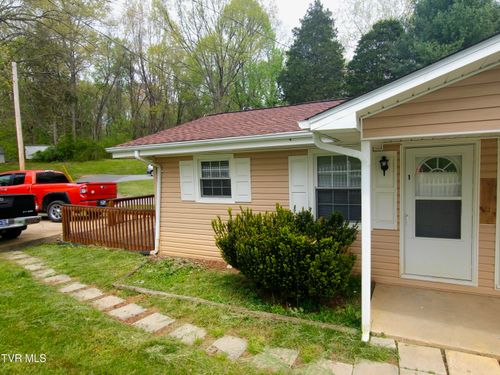1-200 Two St, Johnson City, TN, 37615-4038 | Card Image