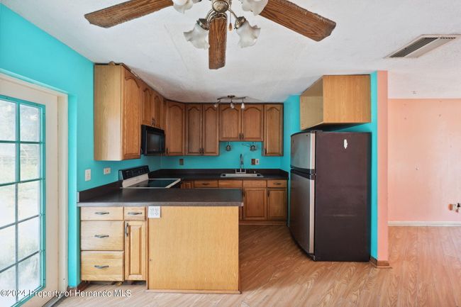 365 S Snapp Ave, House other with 3 bedrooms, 2 bathrooms and null parking in Inverness FL | Image 8