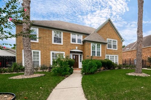 2112 Limrick Dr, Pearland, TX, 77581-5144 | Card Image