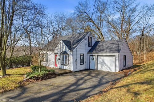 306 Park Ave, Lowellville, OH, 44436-1023 | Card Image