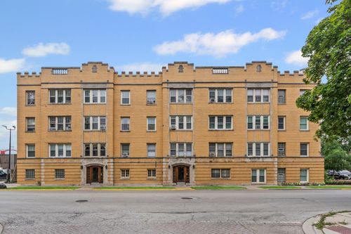 3e-7212 Jackson Blvd, Forest Park, IL, 60130-3227 | Card Image