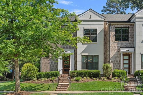 2023 Lynnwood Dr, Charlotte, NC, 28209-1675 | Card Image