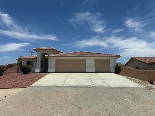 31100 Desert Palm Dr, Thousand Palms, CA, 92276-3146 | Card Image