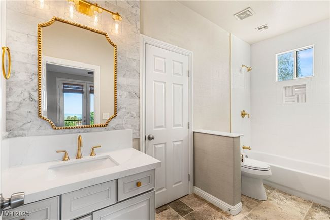 1200 Dry Point Ct, House other with 5 bedrooms, 5 bathrooms and null parking in Las Vegas NV | Image 37