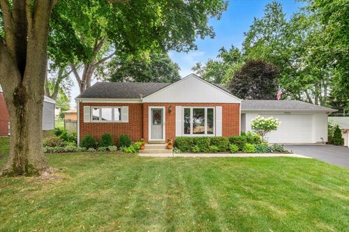 3705 Anne St, McHenry, IL, 60050-5574 | Card Image