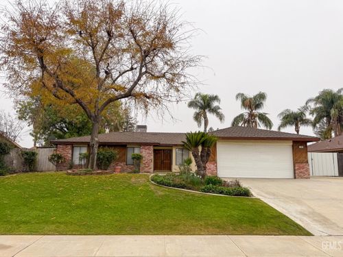 3105 Fortune St, Bakersfield, CA, 93313-3700 | Card Image