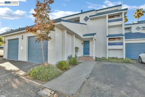 5739 Cutter Loop, Discovery Bay, CA, 94505-9508 | Card Image