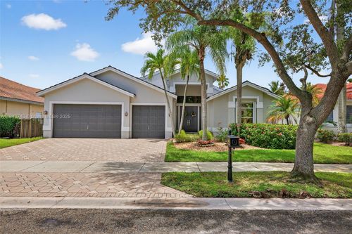 1347 Ginger Cir, Weston, FL, 33326-3629 | Card Image