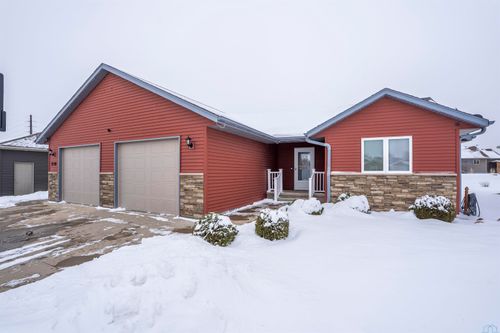 539 14th St Sw, Le Mars, IA, 51031-2227 | Card Image