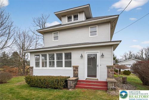 570 Main St, Coolbaugh Twp, PA, 18466-7703 | Card Image