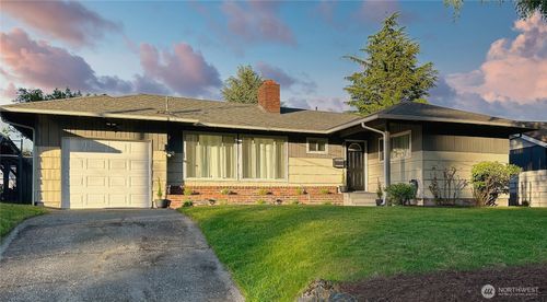 10746 63rd Avenue S, Seattle, WA, 98178 | Card Image