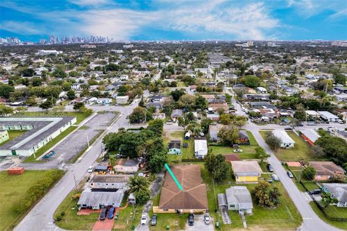 1910 Nw 72nd St, Miami, FL, 33147-6307 | Card Image