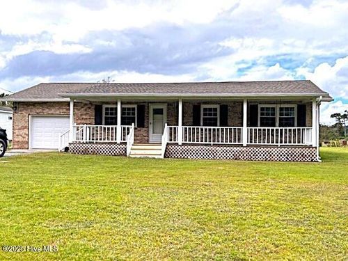 2064 Fountaintown Rd, Chinquapin, NC, 28521-8708 | Card Image