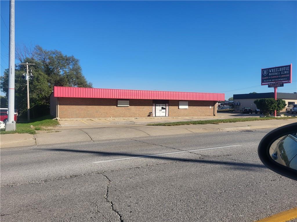 213 Madison St, Raymore, MO 64083