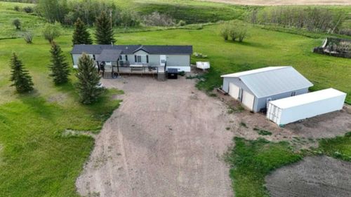 254068 324 Township, Rural Kneehill County, AB, T0M0L0 | Card Image