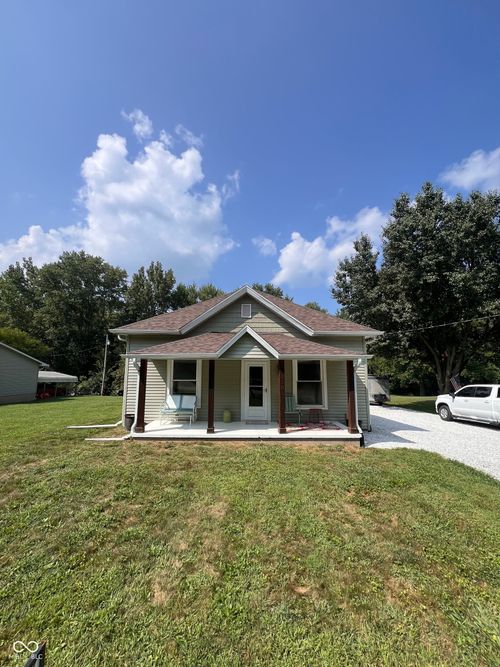 318 W Northwest St, West Lebanon, IN, 47991-8048 | Card Image