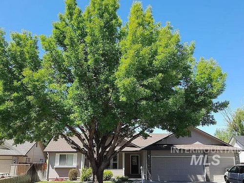 2000 E Chimere Dr, Meridian, ID, 83646-7358 | Card Image