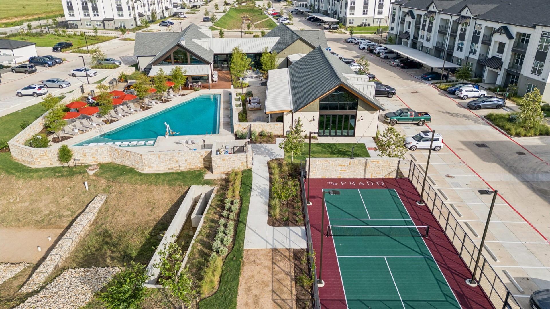 Residential Lease in Del Valle 4