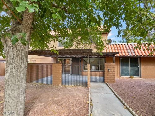 unit-b-210 Shadybrook Ln, Las Vegas, NV, 89107-1262 | Card Image