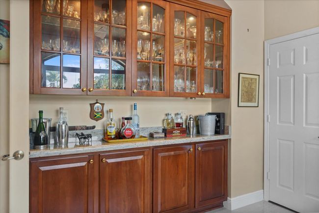 4557 Hunting Trl, House other with 5 bedrooms, 4 bathrooms and null parking in Lake Worth FL | Image 9