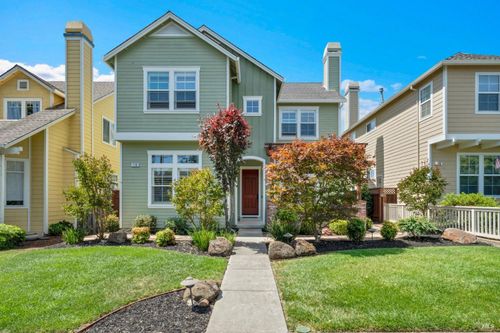 718 W K St, Benicia, CA, 94510-2569 | Card Image