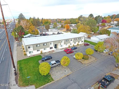 1020 S 20th Ave, Yakima, WA, 98902 | Card Image