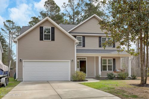 105 Henry Ln, New Bern, NC, 28560-3282 | Card Image