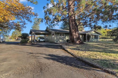 1775 Hull Road, Medford, OR, 97501 | Card Image