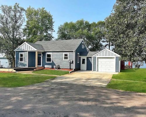 215 W 3rd St, Graceville, MN, 56240-7702 | Card Image