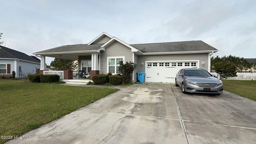 124 Farmstead Pl, Maple Hill, NC, 28454-8712 | Card Image