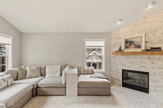 7371 Devin Ln, Townhouse with 3 bedrooms, 3 bathrooms and null parking in Shakopee MN | Image 11