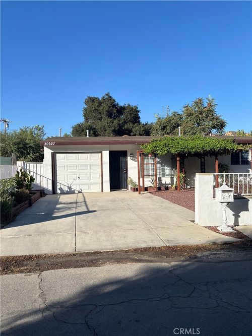 30627 Arlington St, Castaic, CA, 91384-2447 | Card Image