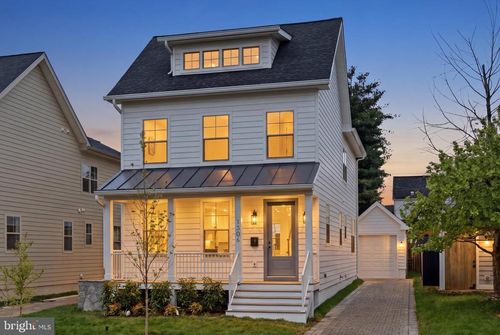 1306 S Poe St, ARLINGTON, VA, 22204-4731 | Card Image