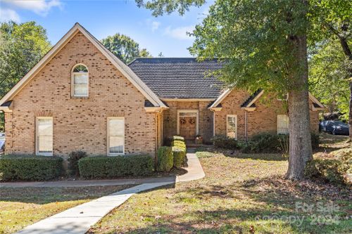 450 Serendipity Drive, Fort Mill, SC, 29715 | Card Image